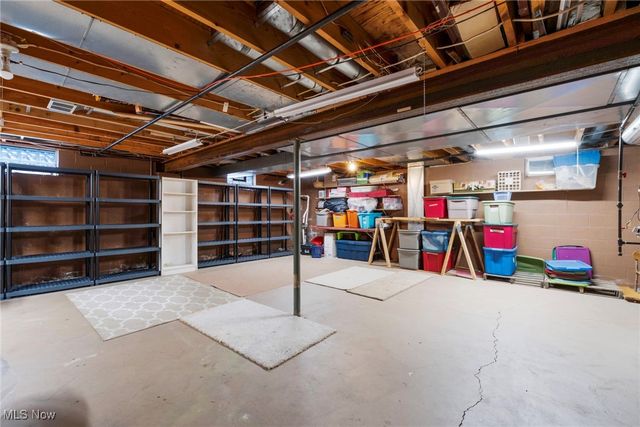 456 Greenmont Drive, Canfield, OH 44406