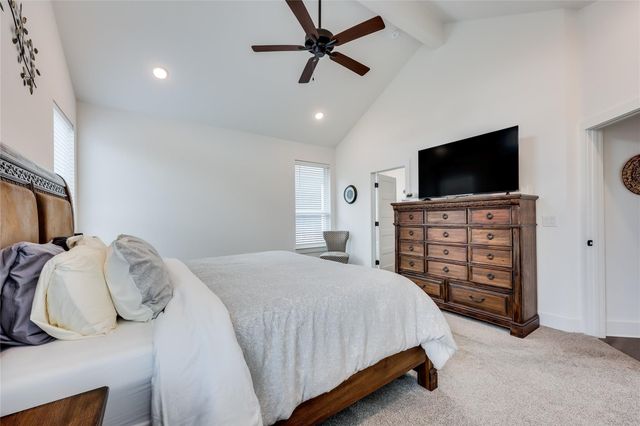 325 Charli CIR, Liberty Hill, TX 78642