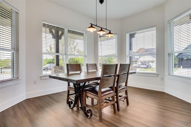 325 Charli CIR, Liberty Hill, TX 78642