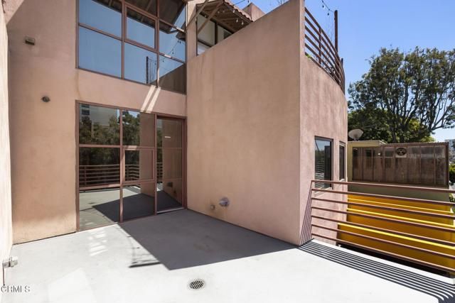 2110 Main Street, Santa Monica, CA 90405