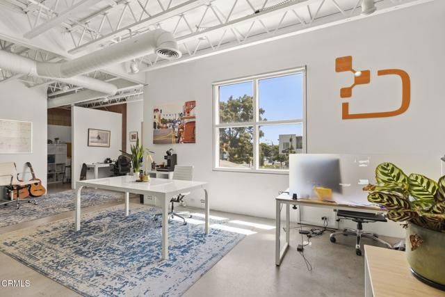 2110 Main Street, Santa Monica, CA 90405