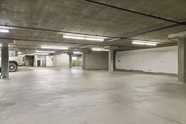 2110 Main Street, Santa Monica, CA 90405