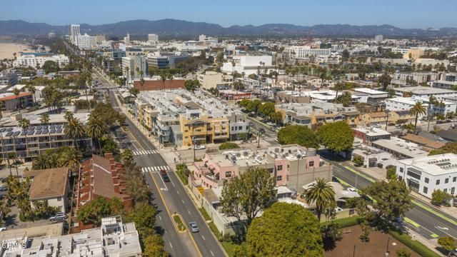 2110 Main Street, Santa Monica, CA 90405