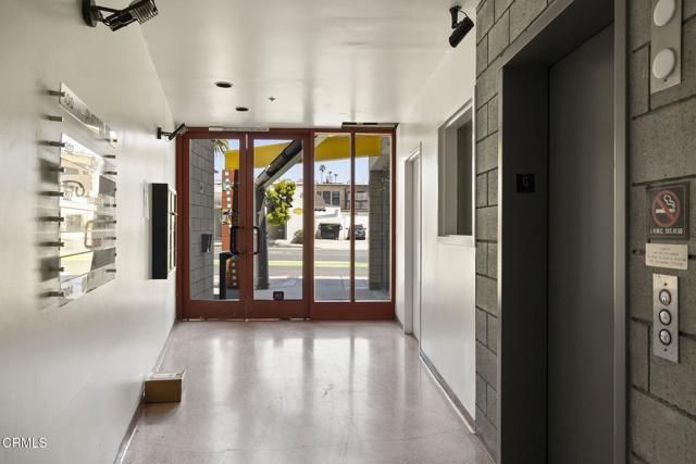 2110 Main Street, Santa Monica, CA 90405