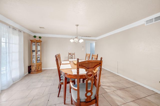 3926 Heatherbrook Drive, Houston, TX 77045