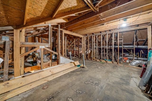 3926 Heatherbrook Drive, Houston, TX 77045