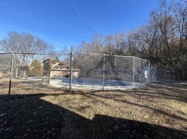 970 N Lewis Avenue, Fayetteville, AR 72701