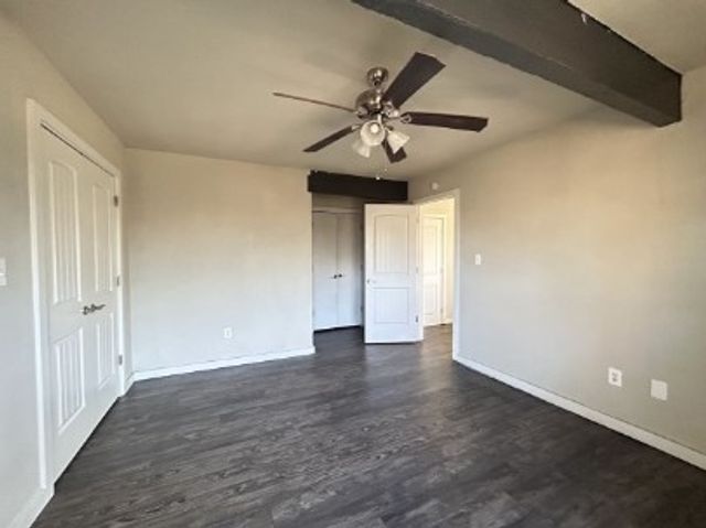 970 N Lewis Avenue, Fayetteville, AR 72701