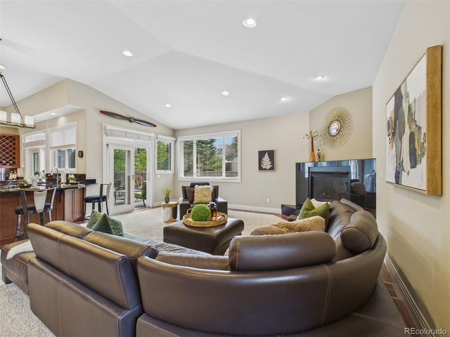 2975 S Pontiac Street, Denver, CO 80224