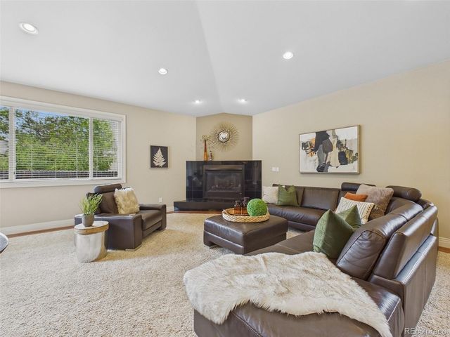 2975 S Pontiac Street, Denver, CO 80224