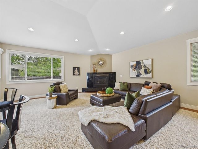 2975 S Pontiac Street, Denver, CO 80224