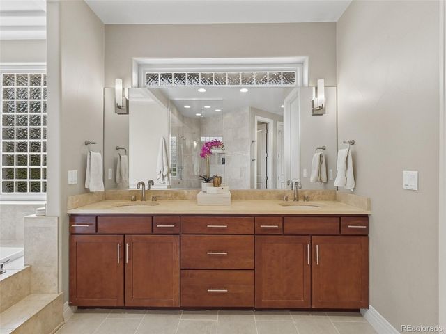 2975 S Pontiac Street, Denver, CO 80224