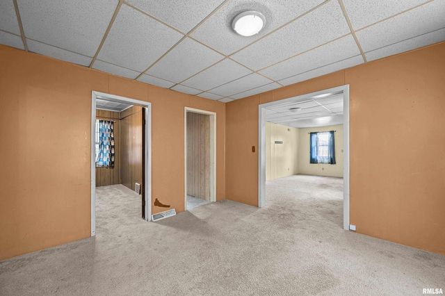 158 5TH Street, Silvis, IL 61282