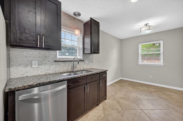 3625 Parader Court, Dallas, TX 75228