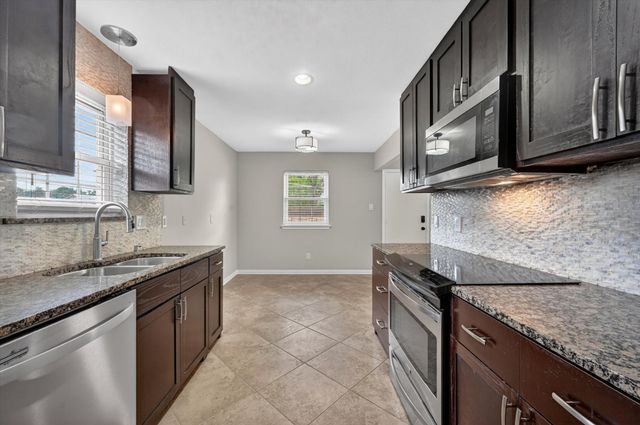 3625 Parader Court, Dallas, TX 75228