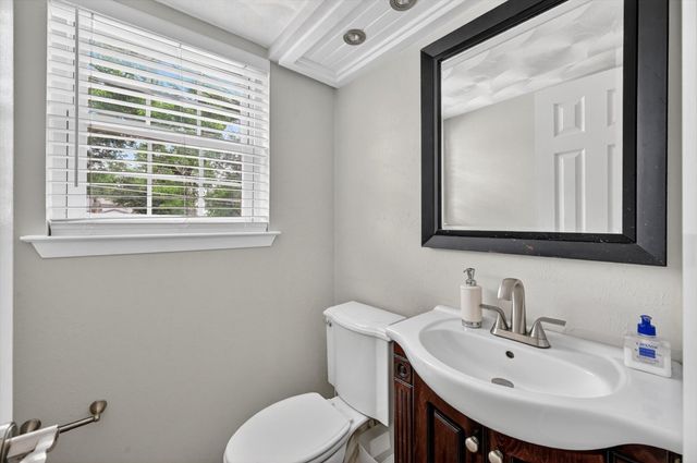 3625 Parader Court, Dallas, TX 75228