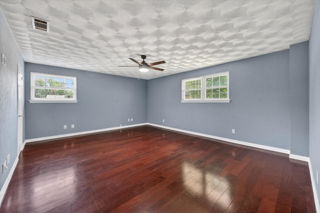 3625 Parader Court, Dallas, TX 75228