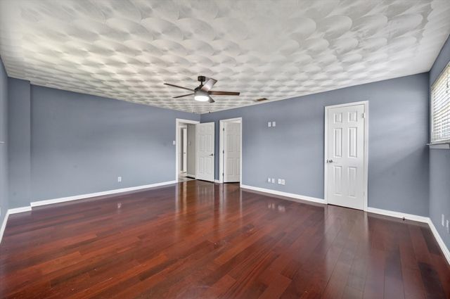 3625 Parader Court, Dallas, TX 75228