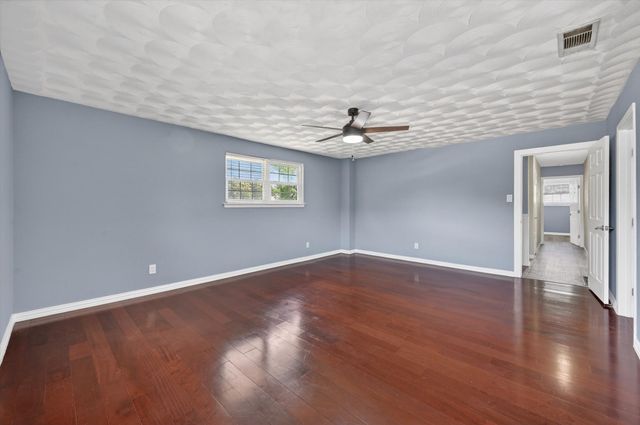 3625 Parader Court, Dallas, TX 75228