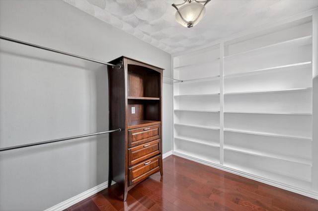 3625 Parader Court, Dallas, TX 75228