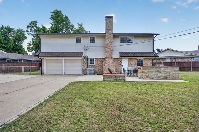 3625 Parader Court, Dallas, TX 75228