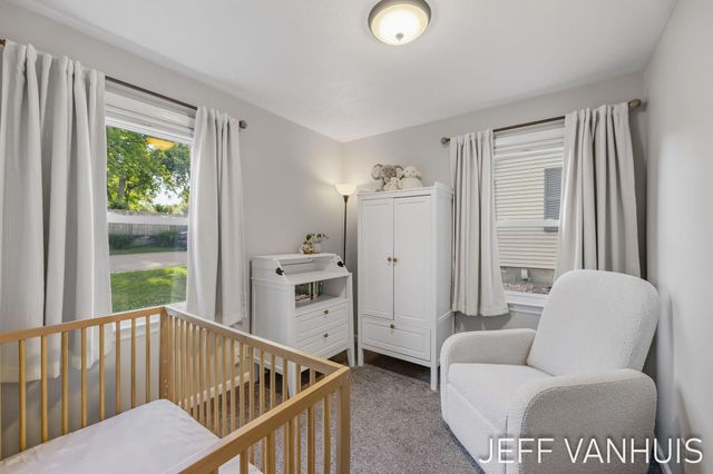 1270 Cedar Street NE, Grand Rapids, MI 49503