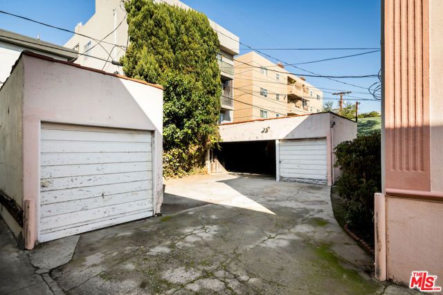 1527 S Bedford Street, Los Angeles, CA 90035
