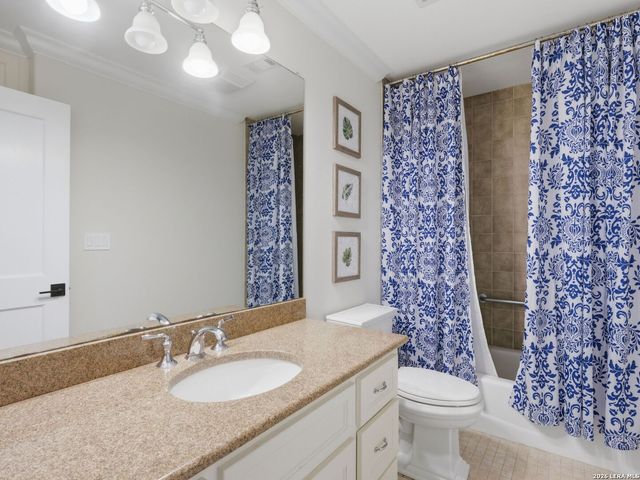 173 Falling Hills, New Braunfels, TX 78132