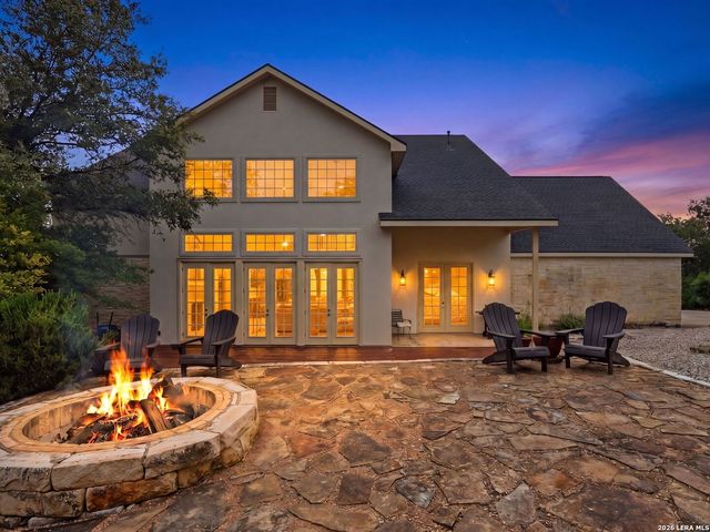 173 Falling Hills, New Braunfels, TX 78132