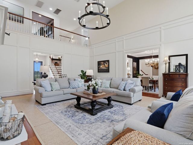 173 Falling Hills, New Braunfels, TX 78132