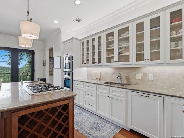 173 Falling Hills, New Braunfels, TX 78132