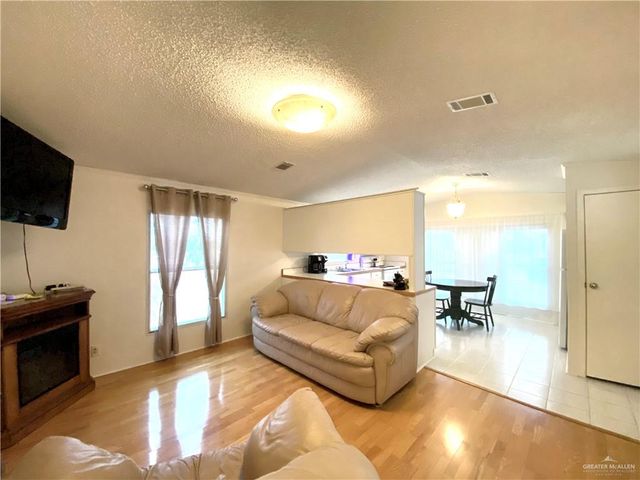 2500 E Bogey Drive, Mission, TX 78572