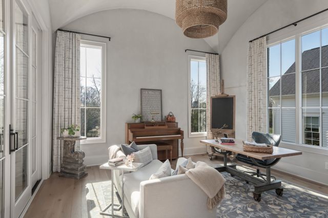 8146 Heirloom Blvd, College Grove, TN 37046