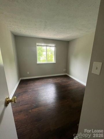 7618 Holly Grove Court, Charlotte, NC 28227