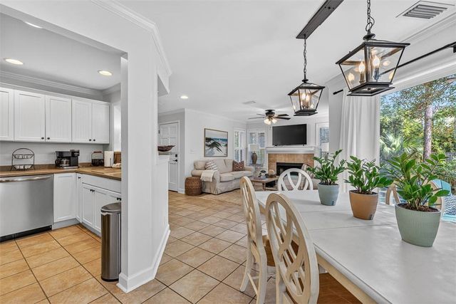 401 Harbour Oaks Drive, St Simons Island, GA 31522