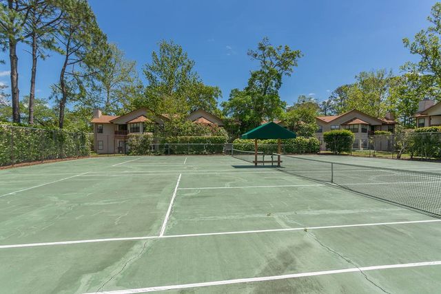 401 Harbour Oaks Drive, St Simons Island, GA 31522