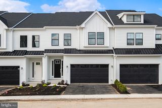 217 RIVER TRAIL CIR #54, King Of Prussia, PA 19406