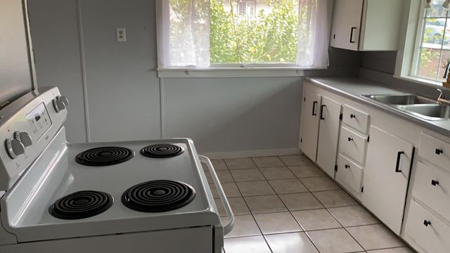 1129 Magnolia Avenue, Redding, CA 96001