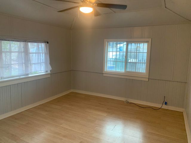 1129 Magnolia Avenue, Redding, CA 96001