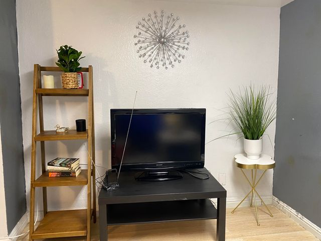 1129 Magnolia Avenue, Redding, CA 96001