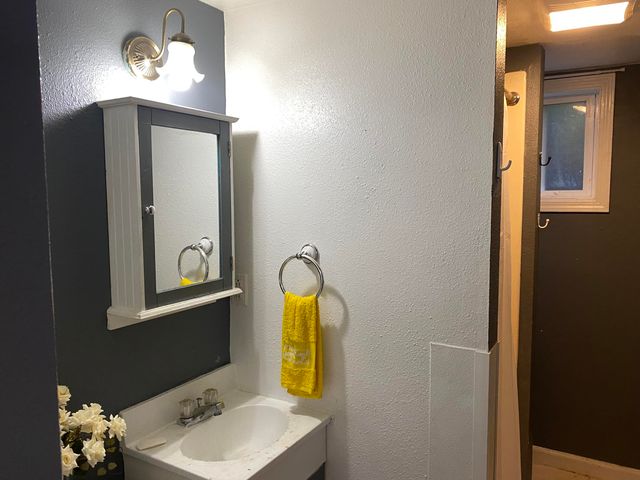 1129 Magnolia Avenue, Redding, CA 96001