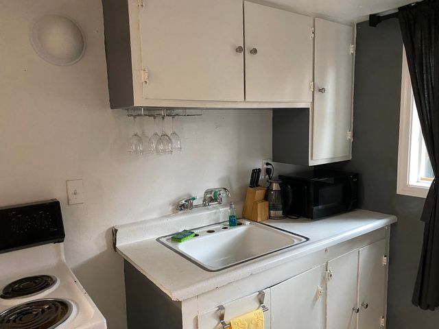 1129 Magnolia Avenue, Redding, CA 96001