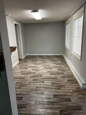 1129 Magnolia Avenue, Redding, CA 96001