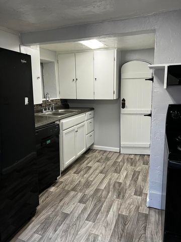 1129 Magnolia Avenue, Redding, CA 96001