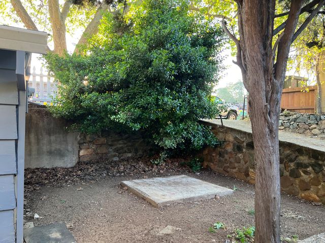 1129 Magnolia Avenue, Redding, CA 96001