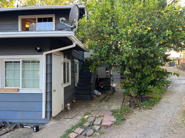 1129 Magnolia Avenue, Redding, CA 96001