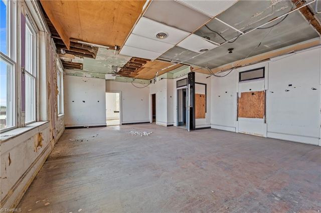 220 S Scales Street, Reidsville, NC 27320
