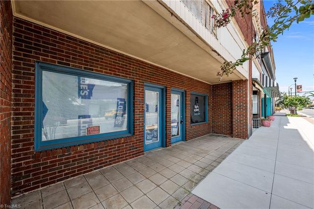 220 S Scales Street, Reidsville, NC 27320