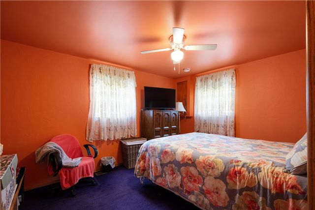 8 Leasure Way, Cecil, PA 15321