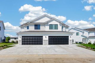 7000 Lake Ridge Avenue 71, Des Moines, IA 50320